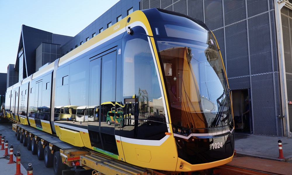 Cum arată tramvaiele turcești cumpărate de autorități la Timișoara. Sunt luate cu…