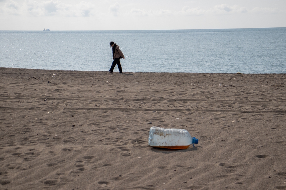 L-am întrebat pe Ministrul Turismului de ce pleacă românii pe litoralul bulgăresc: „Vrem apă…