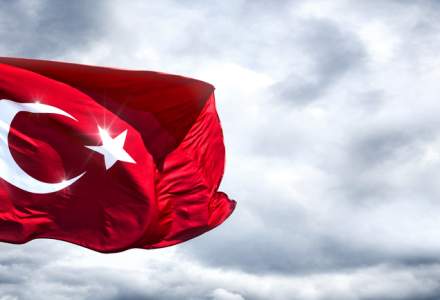 Turcia incerca cu disperare sa arate ca economia este puternica, dupa tentativa de puci