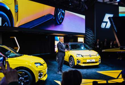 Noul Renault 5 este primul EV ieftin făcut în Europa de "părintele" Dacia și are autonomie de 400 kilometri