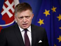 Premierul Slovaciei, rănit în...
