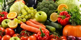 Studiu Freshful by eMAG: Legumele şi fructele româneşti sunt mai ieftine cu până la 15% comparativ cu cele importate