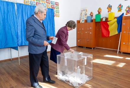 HARTĂ | Prezența la vot la alegerile locale și europarlamentare, ora 13:00: Aproape 4 mil. români s-au prezentat la urne