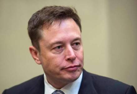 Elon Musk, în vârful piramidei bogaților: Investitorii Tesla au dat undă verde primei de 45 de miliarde de dolari