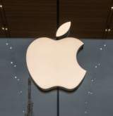 Imagine Articol Comisia Europeană ia în vizor Apple Store. Ce riscă gigantul...