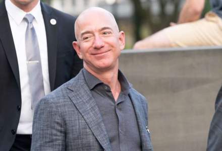 Jeff Bezos vrea să vândă acțiuni Amazon în valoare de aproximativ 5 miliarde de dolari după capitalizarea record pe bursa din Statele Unite