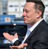 Imagine Articol S-a răzgândit. Elon Musk donează o sumă uriașă pentru campania lui...