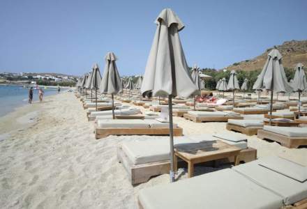 La plajă în Grecia: Schimbările care au venit cu amenzi de 350.000 de euro în doar 5 zile. Ce trebuie să știi