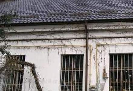 Cat costa cea mai veche casa scoasa la vanzare in Romania?