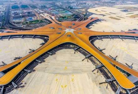 China a inaugurat un mega-aeroport sub forma de stea de mare