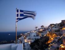 Grecia redeschide liniile de...