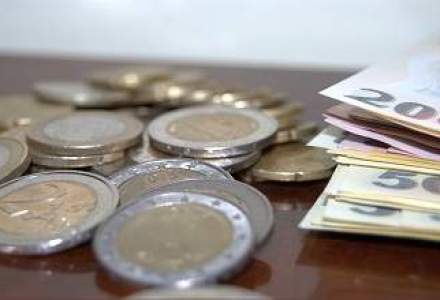 Leul, la final de an: Moneda nationala intra in 2014 la o cotatie cu 1,2% mai mica
