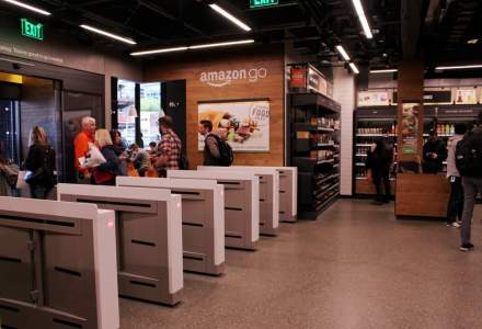 Amazon a deschis la Londra un supermarket "fără contact" şi fără case de marcat