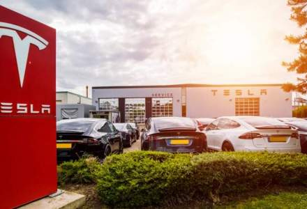 Tesla obține primele două locuri în vânzările globale de vehicule electrice