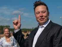 Elon Musk l-a provocat pe...