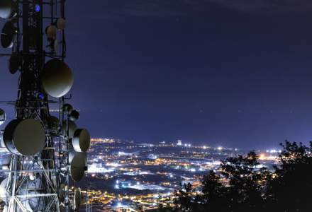 Operatorii de telefonie din UE cer giganților Big Tech să suporte unele costuri ale reţelei de telecomunicaţii