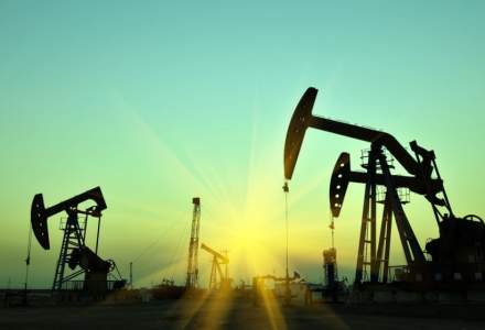 Petrolul, la cel mai mic preț din ultimele 10 luni, pe fondul speculațiilor legate de Arabia Saudită