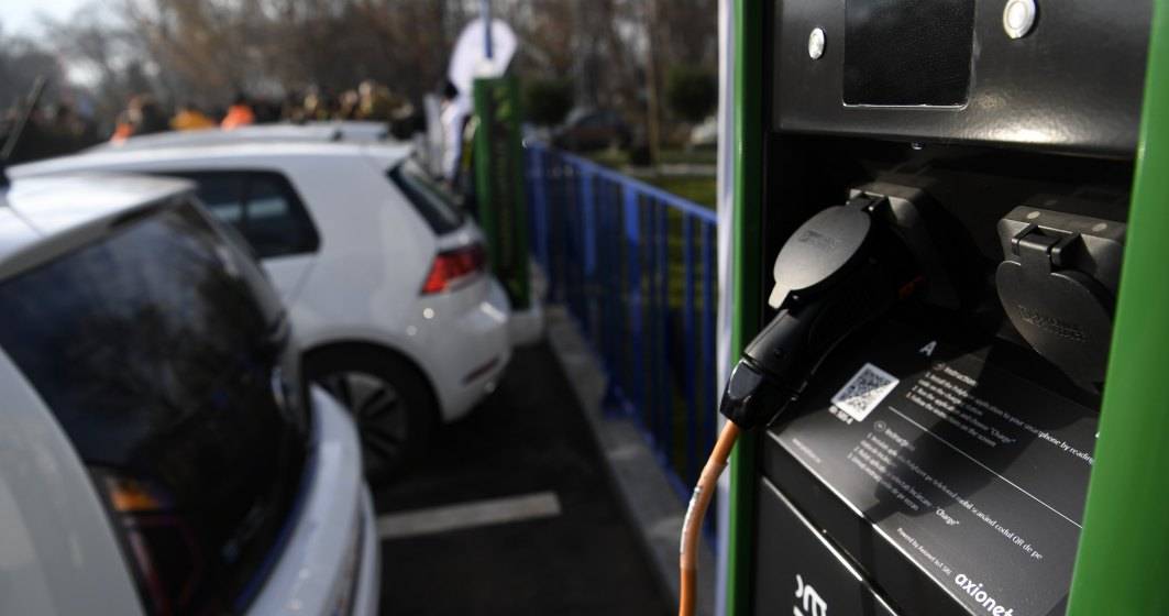 Imagine pentru articolul: Uniunea Europeană ar trebui să instaleze de 8 ori mai multe puncte de încărcare anual până în 2030 pentru a face față cererii de mașini electrice