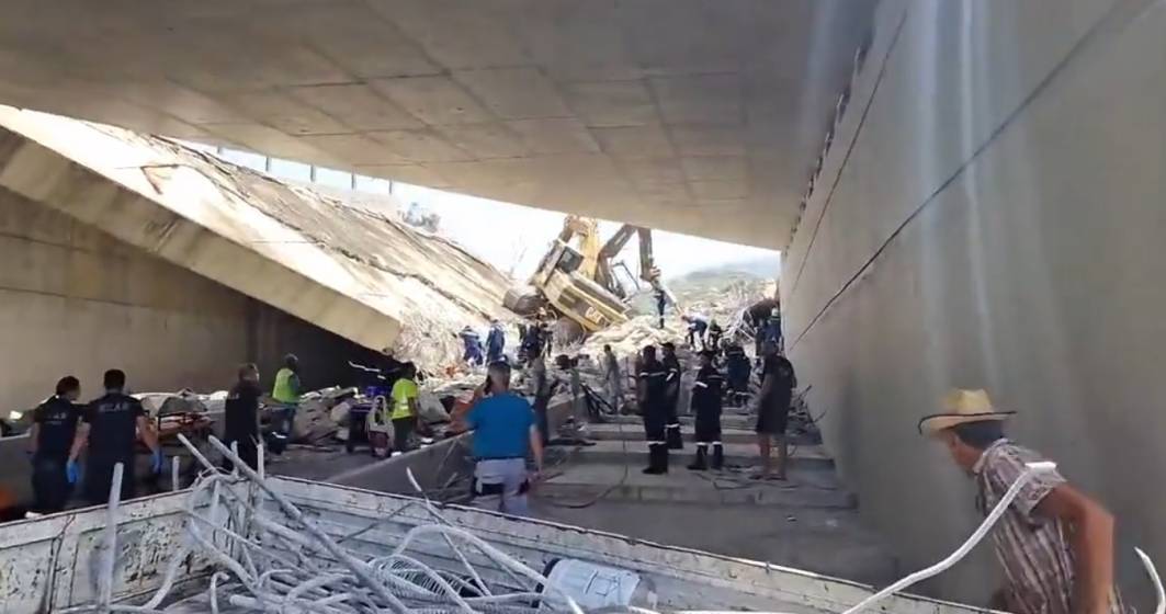 Imagine pentru articolul: Un pod s-a prăbușit în Grecia. Există răniți prinși sub dărâmături