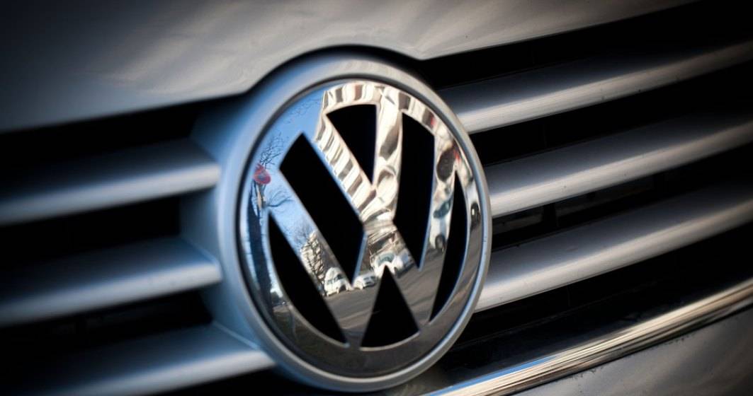 Imagine pentru articolul: Volkswagen amână decizia de a deschide o fabrică de baterii în Europa de Est