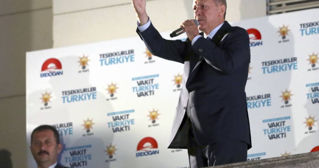 Imagine pentru articolul: Recep Erdogan, votat pentru inca cinci ani in fruntea Turciei. A obtinut peste 50% dintre voturi in alegerile prezidentiale si parlamentare