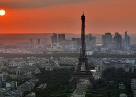 Imagine: Veste proastă pentru turiști: Cresc prețurile de acces în Turnul Eiffel