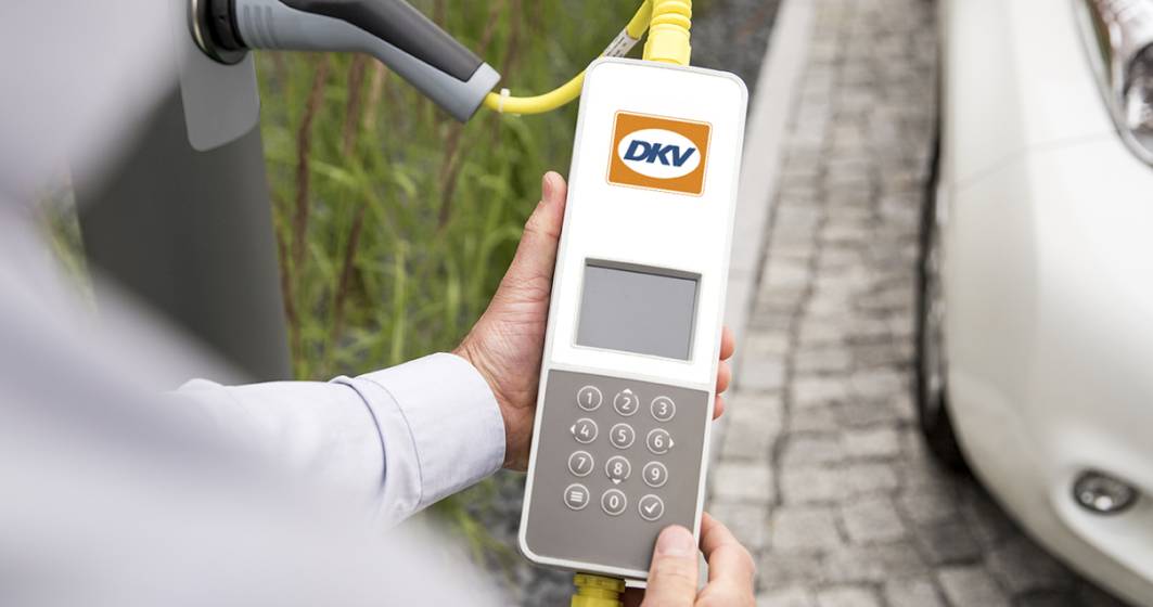 Imagine pentru articolul: DKV colaboreaza cu Ubitricity pentru un cablu inteligent de incarcare si tarifare pentru masini electrice