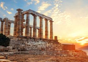 Imagine: Grecia a făcut aproape 1 miliard de euro din turism în doar 3 luni