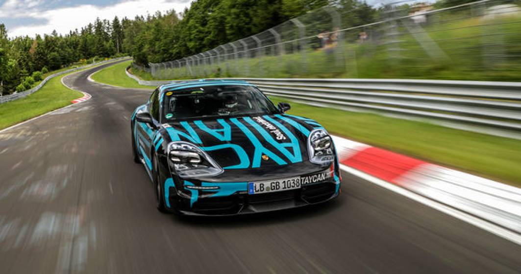 Imagine pentru articolul: Asul din maneca: recordul stabilit de Porsche Taycan la Nurburgring a fost realizat cu versiunea medie Turbo