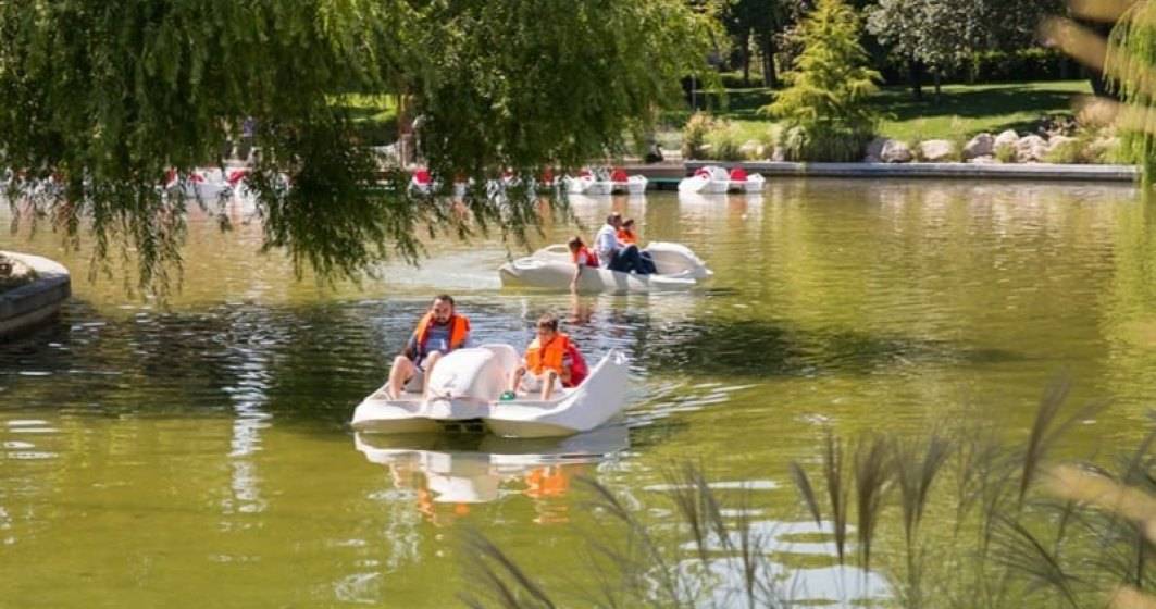 Imagine pentru articolul: Atracții de Ziua Copilului: Plimbări gratuite pe lac pentru copii în Parcul Drumul Taberei