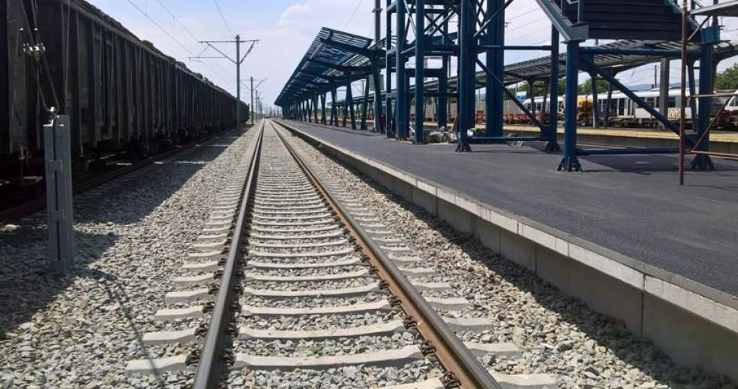 Imagine pentru articolul: Românii vor călători cu trenul, cu 160 km/h, de la Brașov la Sighișoara, după ce CFR SA a semnat contractul pentru modernizarea căii ferate între Braşov - Apața și Cața - Sighișoara