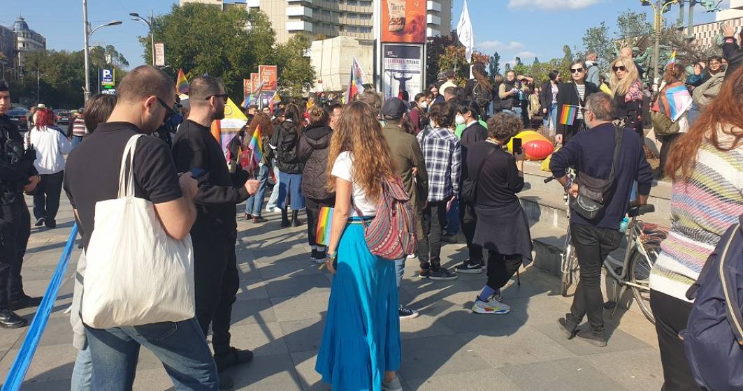 Imagine pentru articolul: FOTO: Protest de susținere a comunității LGBTQ în București