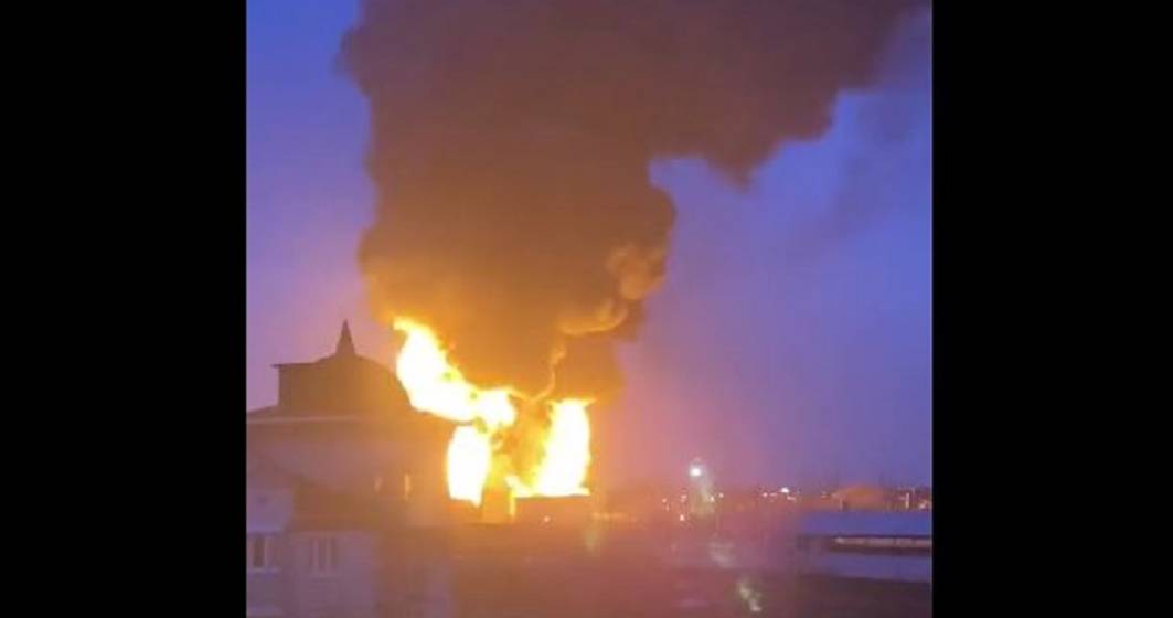 Imagine pentru articolul: Incendiu la un depozit de carburanţi din Belgorod, Rusia. Guvernatorul regional dă vina pe Ucraina