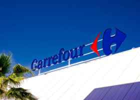 Carrefour închide aproape 100 de magazine din Polonia și concediază 900 de...