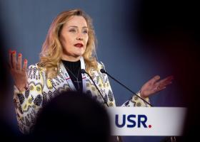 Imagine: USR și-a ales noul președinte. Elena Lasconi a câștigat alegerile pentru...