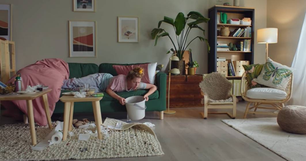 Imagine pentru articolul: IKEA, campanie șocantă în Norvegia. Pentru a arăta latura realistă a vieții, o serie de spoturi înfățișează inclusiv oameni care vomită