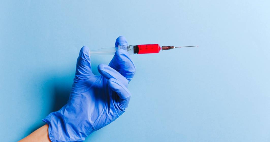 Imagine pentru articolul: Vaccinul pentru COVID-19 ar putea fi administrat din două doze. Experții atrag atenția că o singură doză nu va fi suficientă