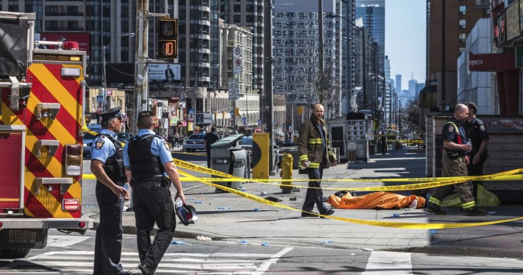 Imagine pentru articolul: Atac terorist in Canada: 9 morti si 16 raniti dupa ce o camioneta a intrat in pietoni la Toronto