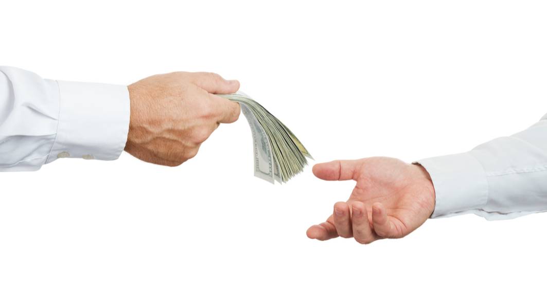 Imagine pentru articolul: Transfer de bani din străinătate: Cele mai bune metode prin care poți trimite bani în România