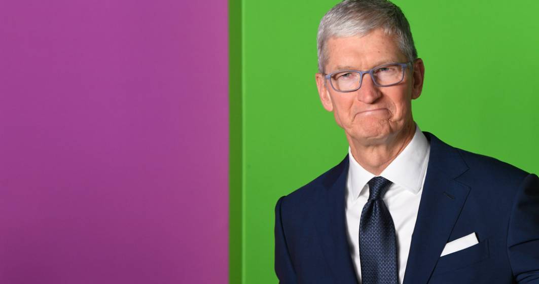 Imagine pentru articolul: Acționarii Apple, îndemnați să nu-i mai dea bonusul de aproape 100 mil. de dolari CEO-ului Tim Cook