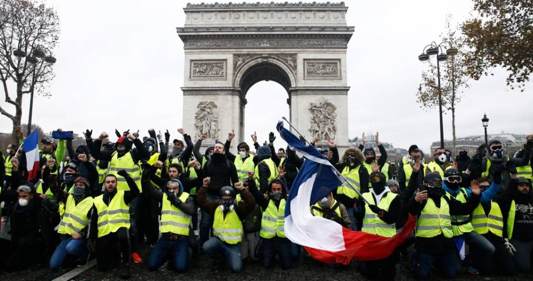 Imagine pentru articolul: Revolte și greve masive în Franța din cauză că Macron vrea să crească vârsta de pensionare
