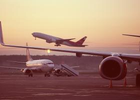 Imagine: Scumpirea biletelor de avion este inevitabilă. Cât vom plăti în plus din 2025