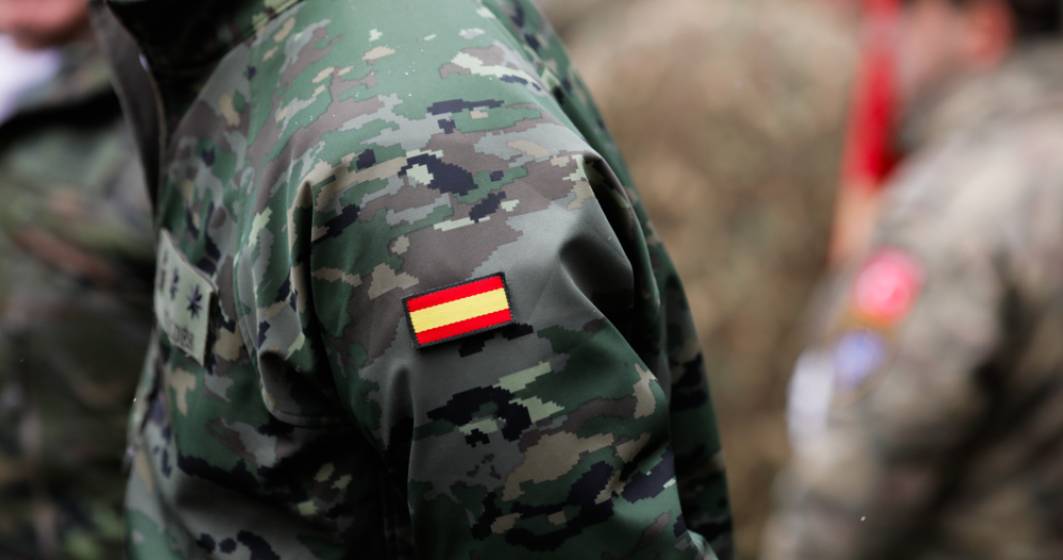 Imagine pentru articolul: Ministerul Apărării din Spania, acuzat că încalcă protocolul NATO din cauză că trimite 130 de soldați nevaccinați în România