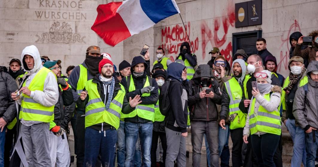 Imagine pentru articolul: Franta: Violente intre 'vestele galbene' si fortele de ordine la Paris, in al 18-lea weekend de mobilizare civica