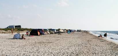 Dezvoltatorul de la Corbu: Plaja nu mai e de mult sălbatică. Turiștii lasă în...