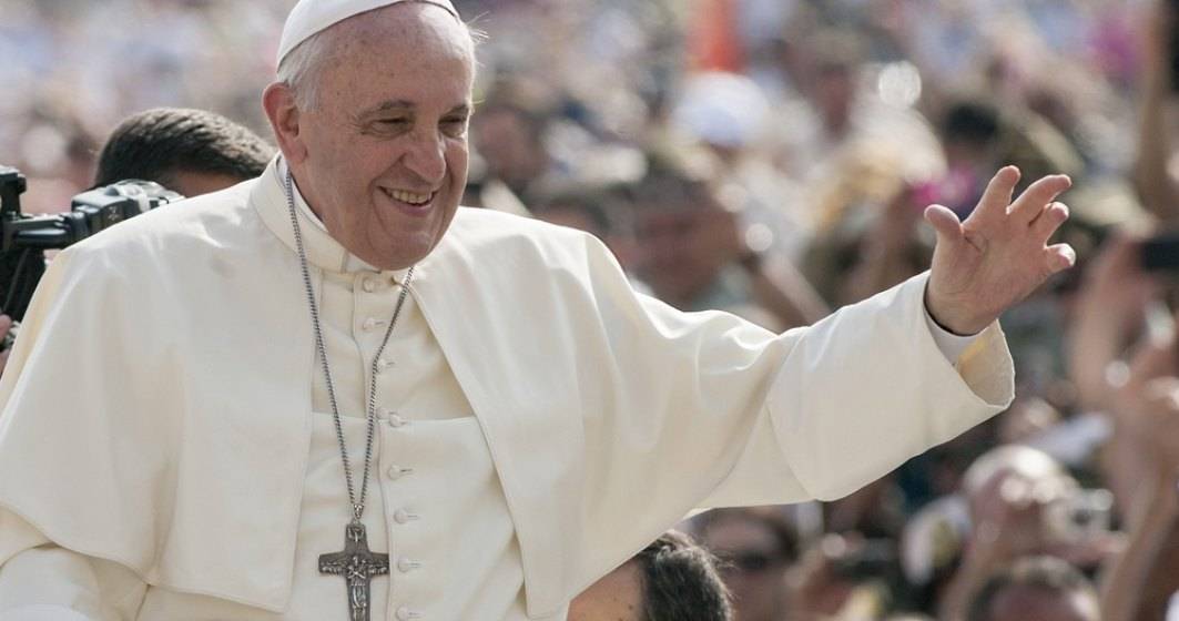 Imagine pentru articolul: Paștele Catolic, astăzi. Papa Francisc: Să nu cedăm în faţa logicii armelor şi a reînarmării