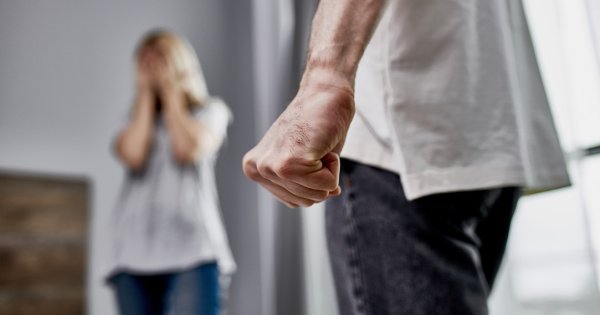 Imagine pentru articolul: A crescut numărul cazurilor de violență domestică raportate în România:...