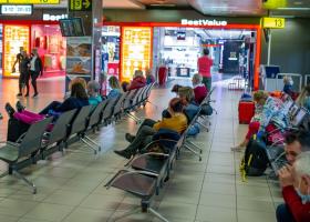 Imagine: CNAB închide duty-free-uri din Aeroportul Henri Coandă