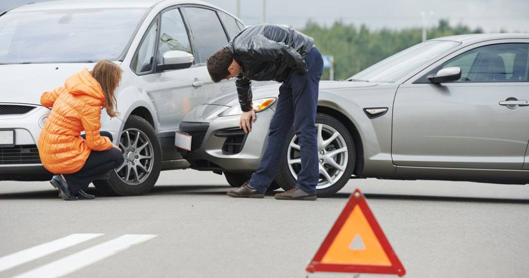 Imagine pentru articolul: Sondaj: Peste 90% dintre români și-ar dori să știe în avans cât au de plată pentru reparația mașinii