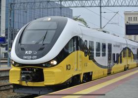 Imagine: România cumpără 62 de trenuri electrice noi de la polonezi: viteză de 160km/h...